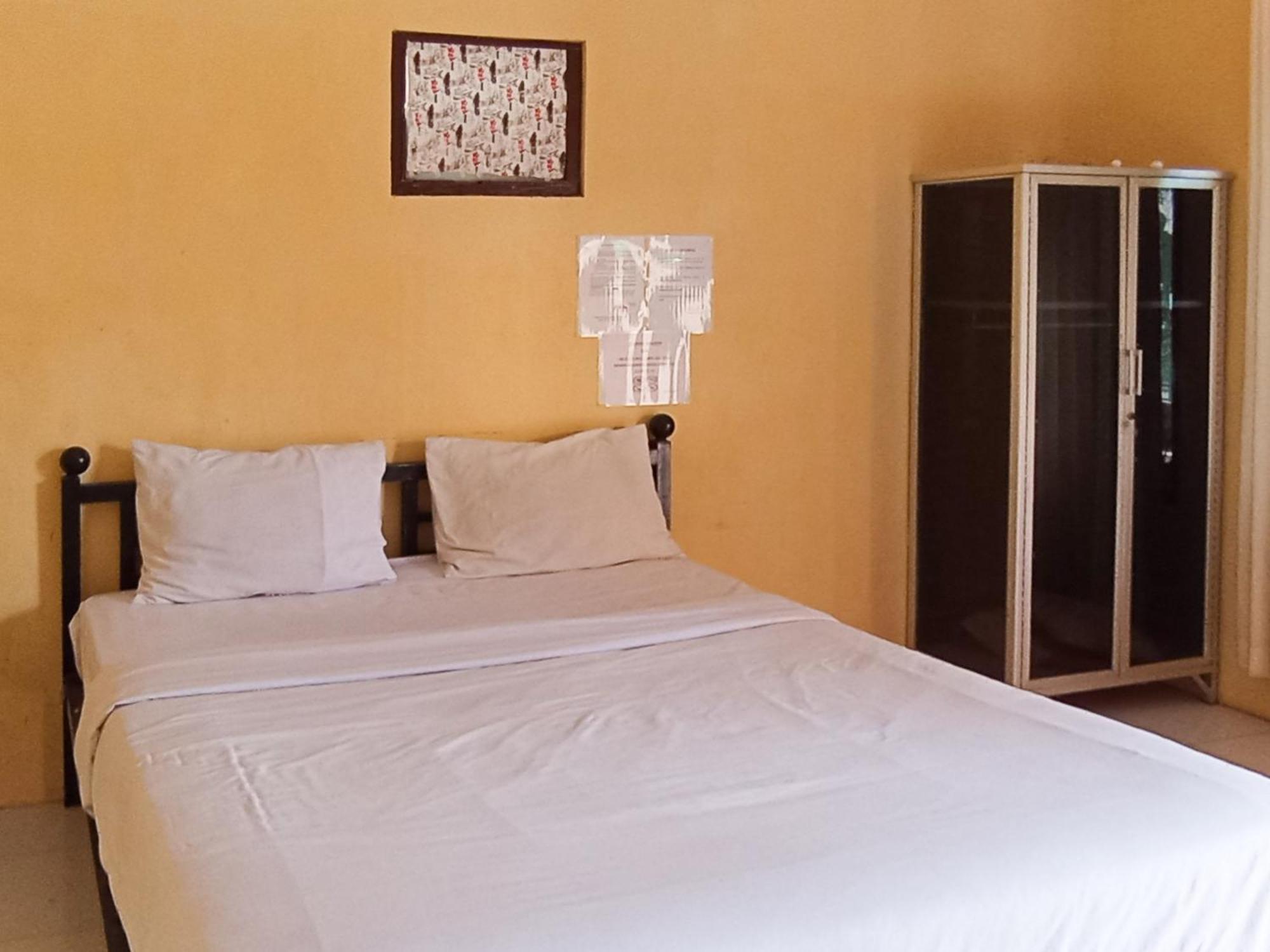 Reddoorz At El Shaday Homestay Banyuwangi Banyuwangi  Esterno foto